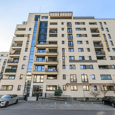 Apartment Jad - Luxury 3 & 2 In Kasper, Near Coresi Mall