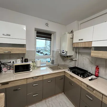 Apartment Jad - Luxury 3 & 2 In Kasper, Near Coresi Mall Brasov